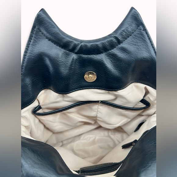 I.N.C. INTERNATIONAL CONCEPTS - Huw Bangle Crossbody - Picture 5 of 11